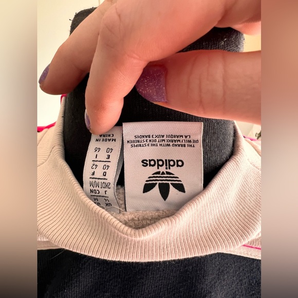 Adidas size medium Moto style sweatshirt with pockets good condition - Picture 6 of 7
